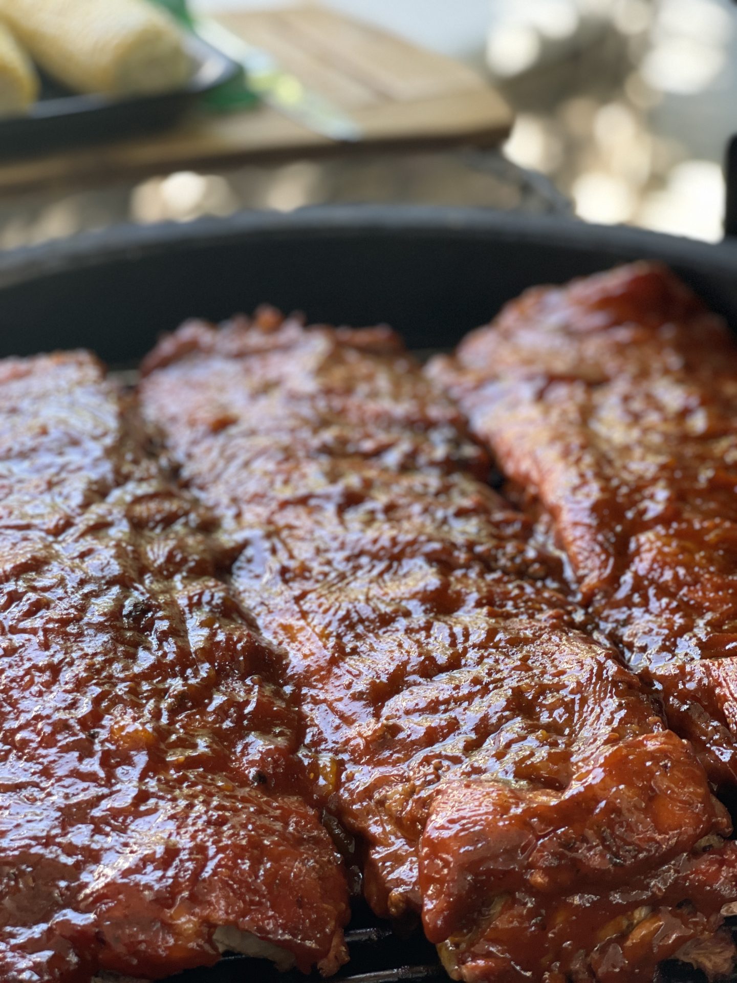 Perfect BBQ Ribs on the Big Green Egg Feeding Mr. Squeeze Big Green